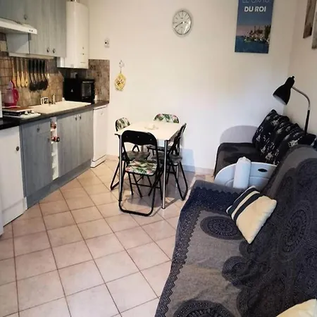 Apartman Studio For 4 People Le Grau-du-Roi